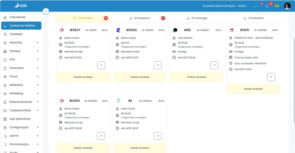 Central de pedidos do KCMS com pedidos de delivery e retirada
